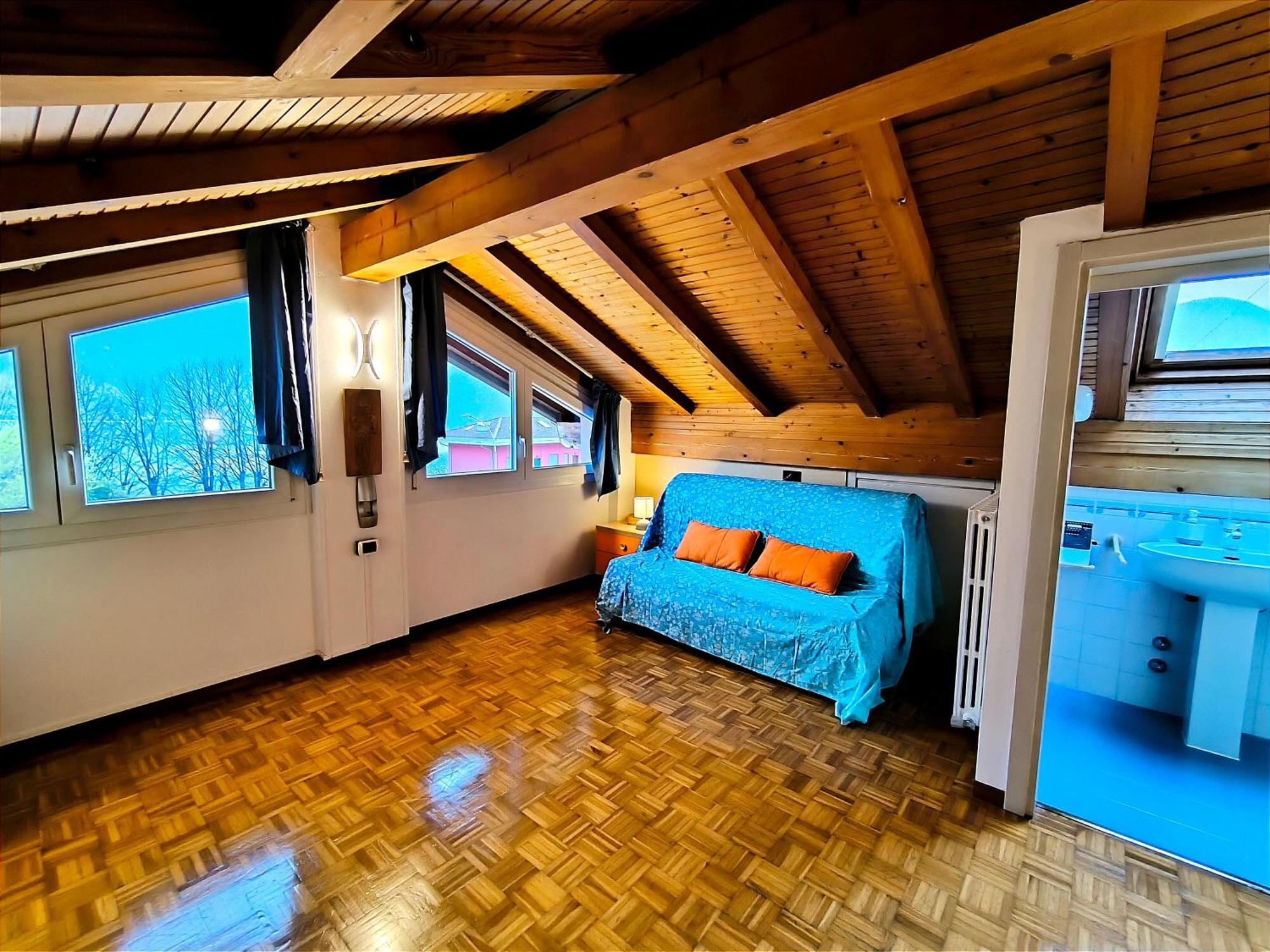 La Meridiana Sul Lago アッバディーア・ラリアーナ 部屋 写真